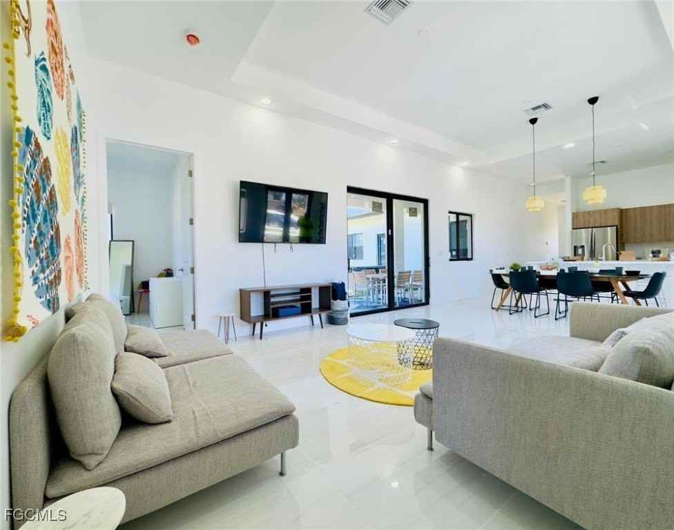 1709 Northeast 41st Street - Photo 7 of 17