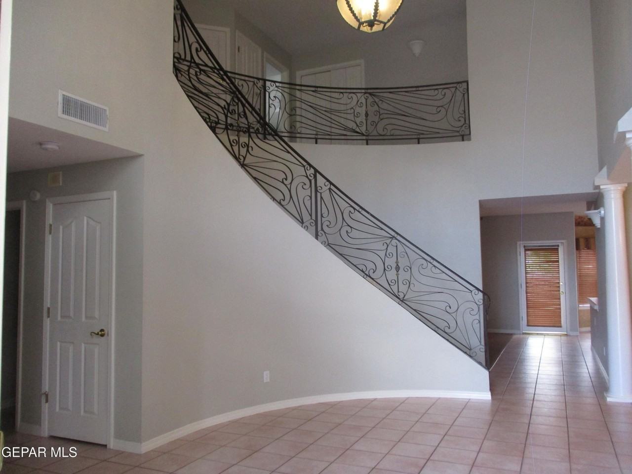 2030 Paseo Del Prado Dr - Photo 5 of 50