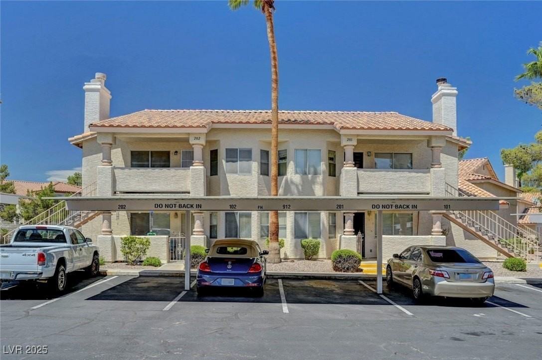 913 Falconhead Ln #201 - Photo 2 of 30