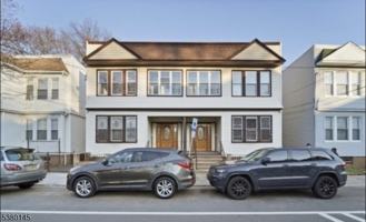 816 S 19th St #2R - Photo 1 of 1