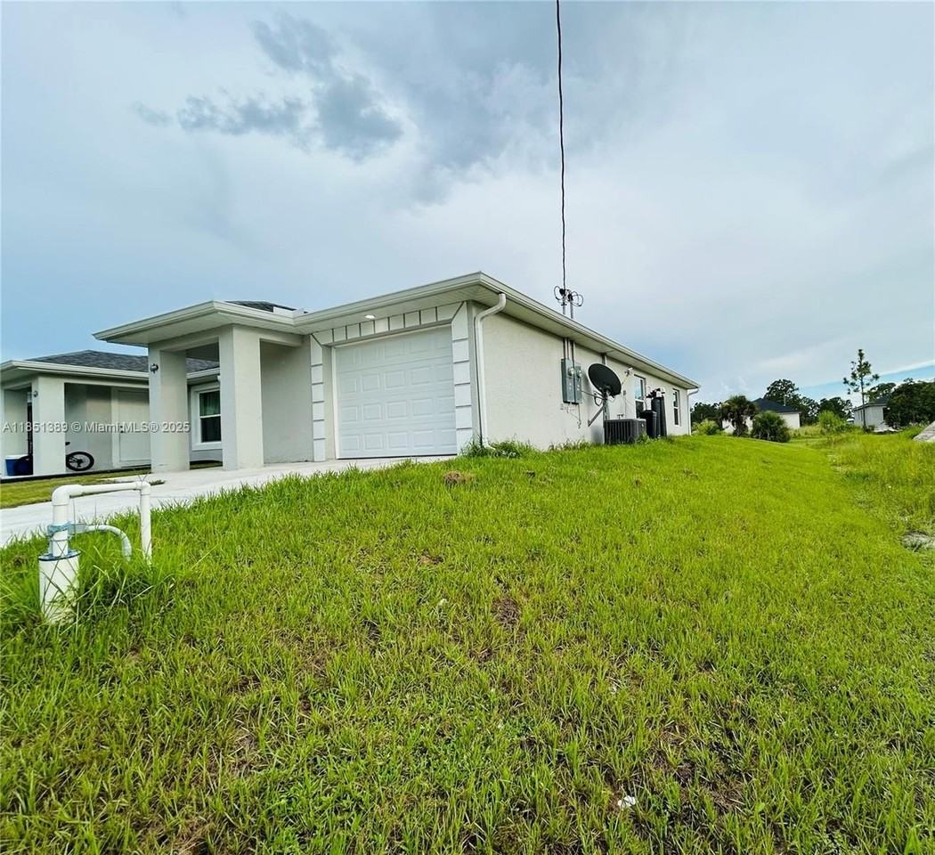 1110 Augusta St E #1110 - Photo 3 of 18