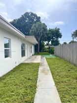 1004 Sw 24th Ave #2EAST - Photo 1 of 1