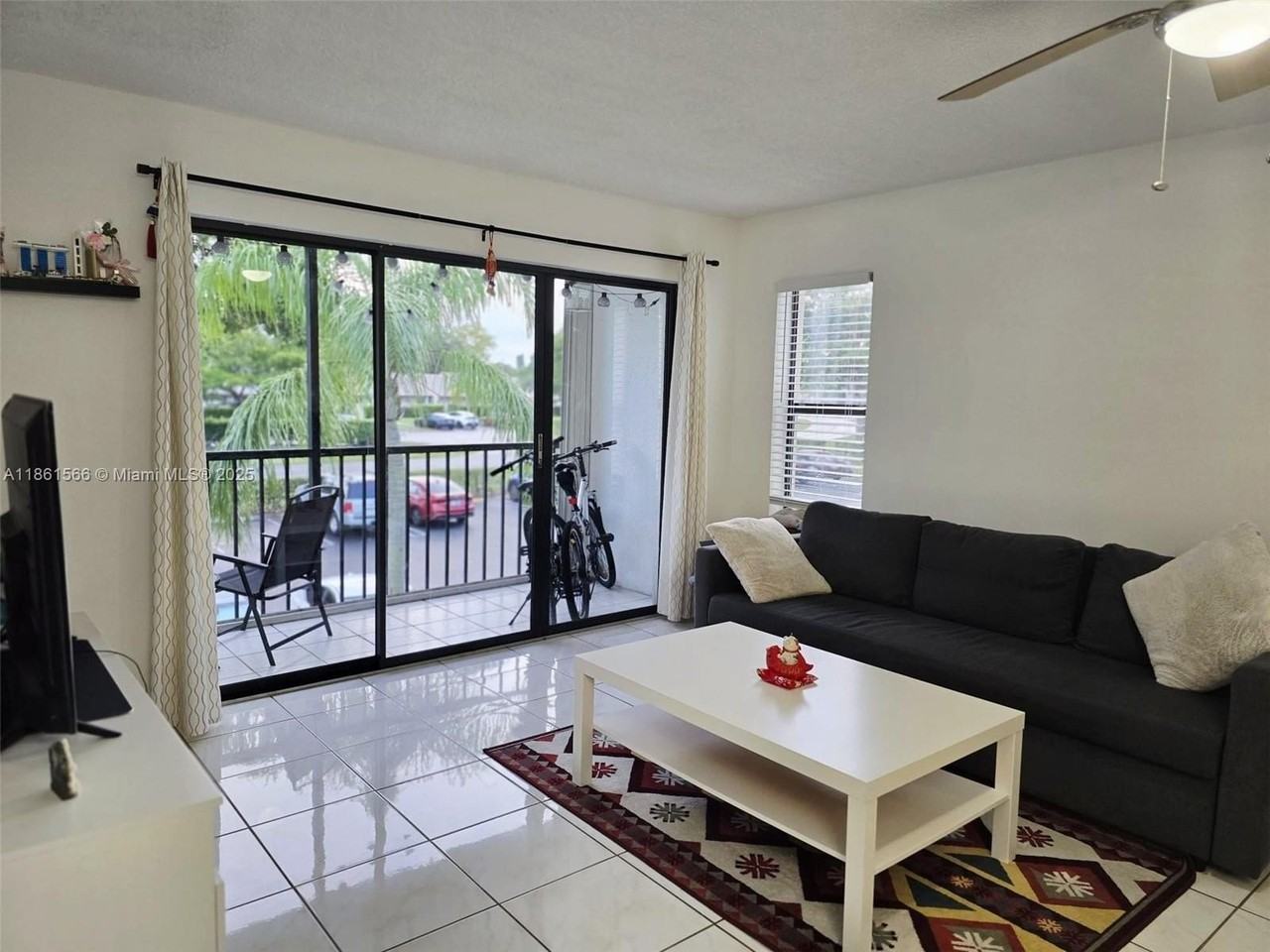 1102 Green Pine Blvd #E2 - Photo 5 of 24