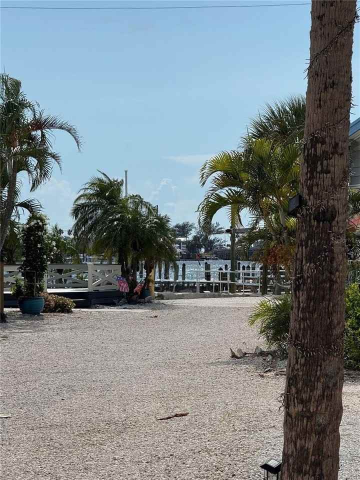 12507 Cortez Rd W #19 - Photo 4 of 31