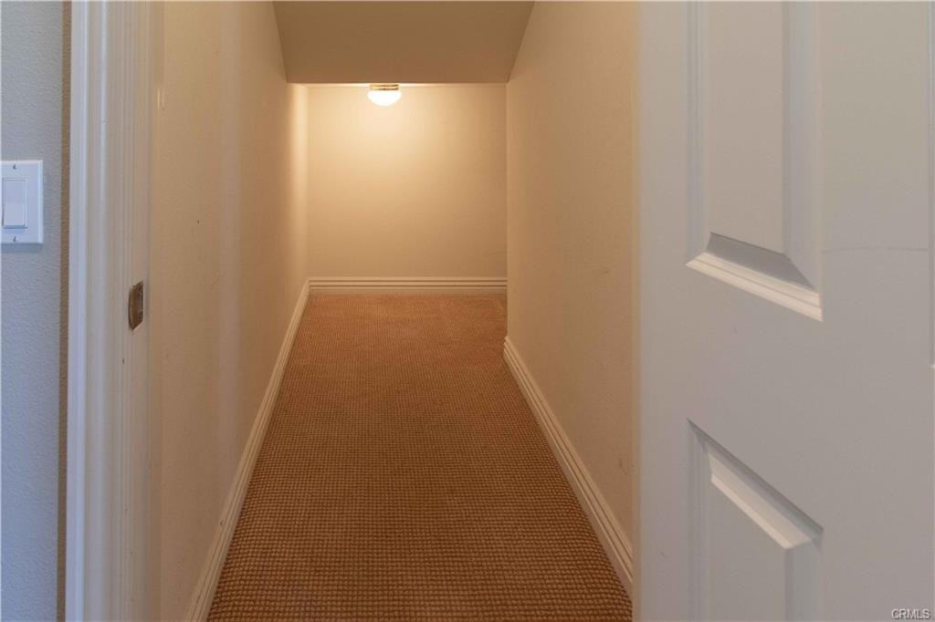 4684 Luna Ct - Photo 2 of 8