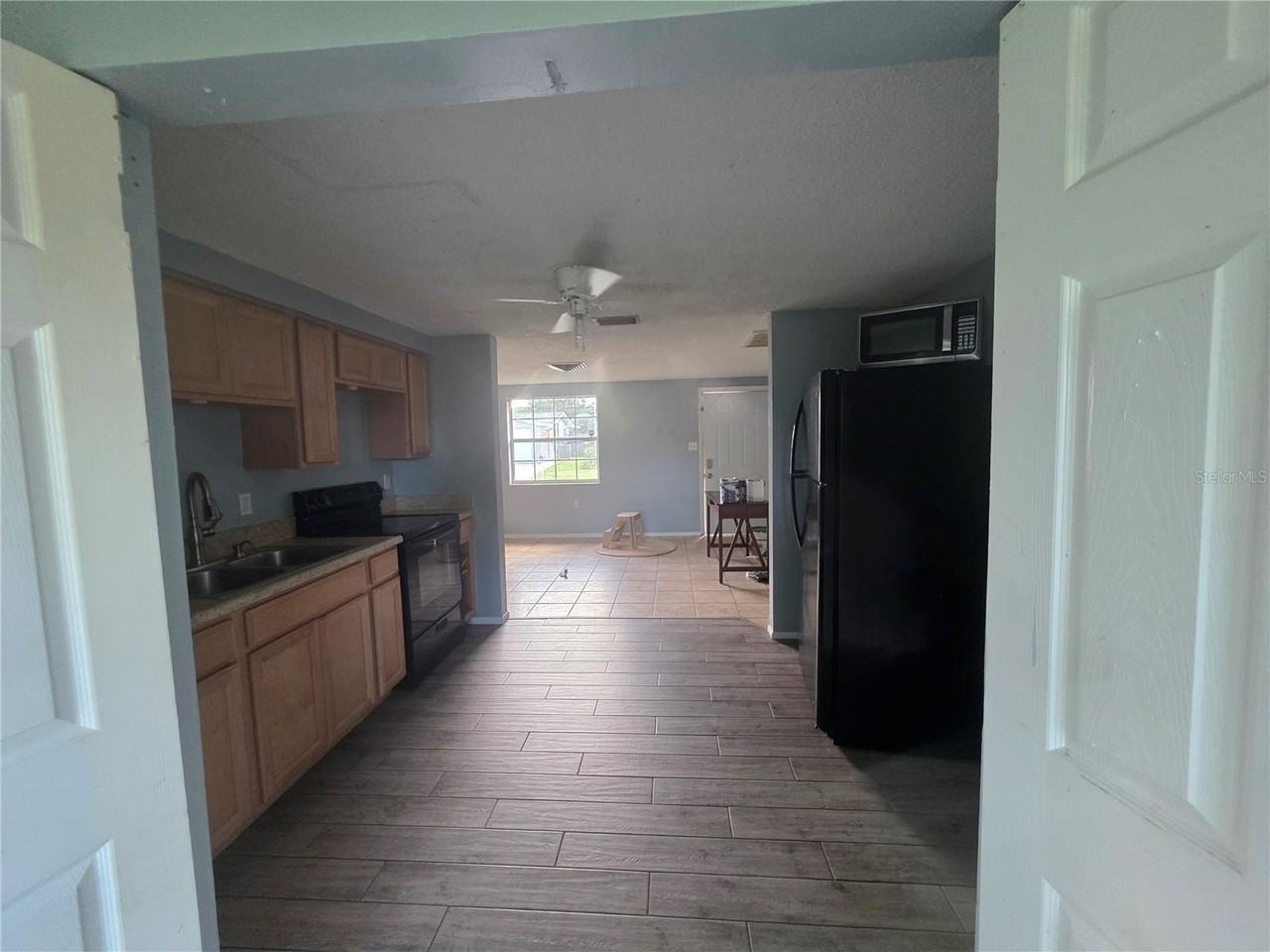 9845 Richwood Ln - Photo 2 of 4