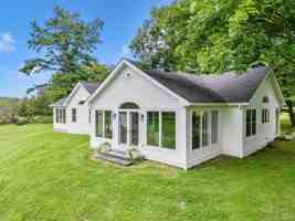 featured image of 238 Pumpkin Ln Rear