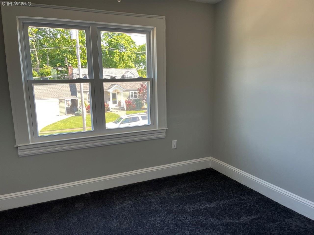 1924 Commonwealth Ave - Photo 5 of 14