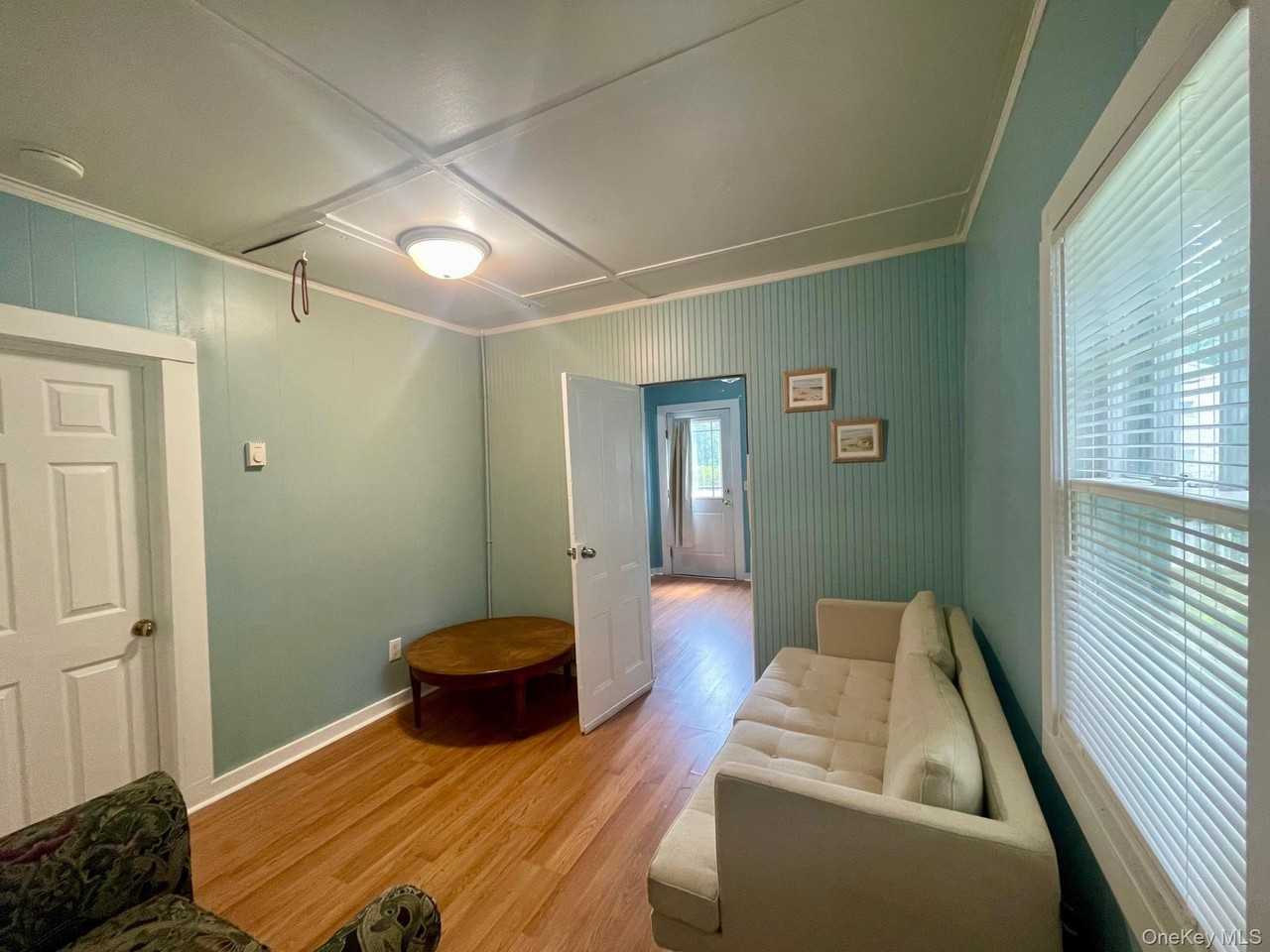 314 North St - Photo 5 of 9