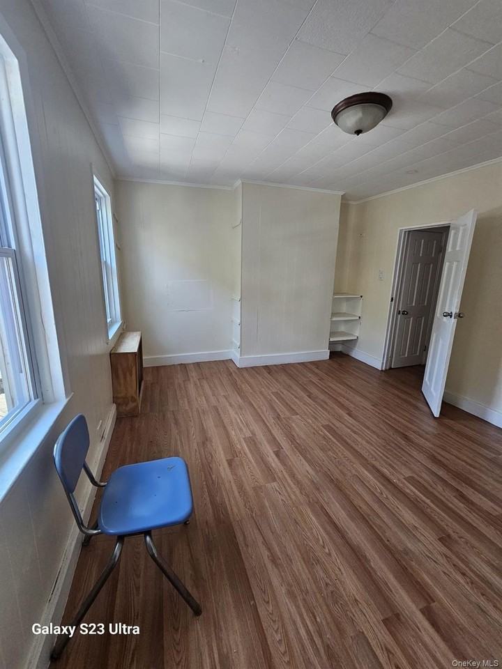 45 Linden St - Photo 3 of 15