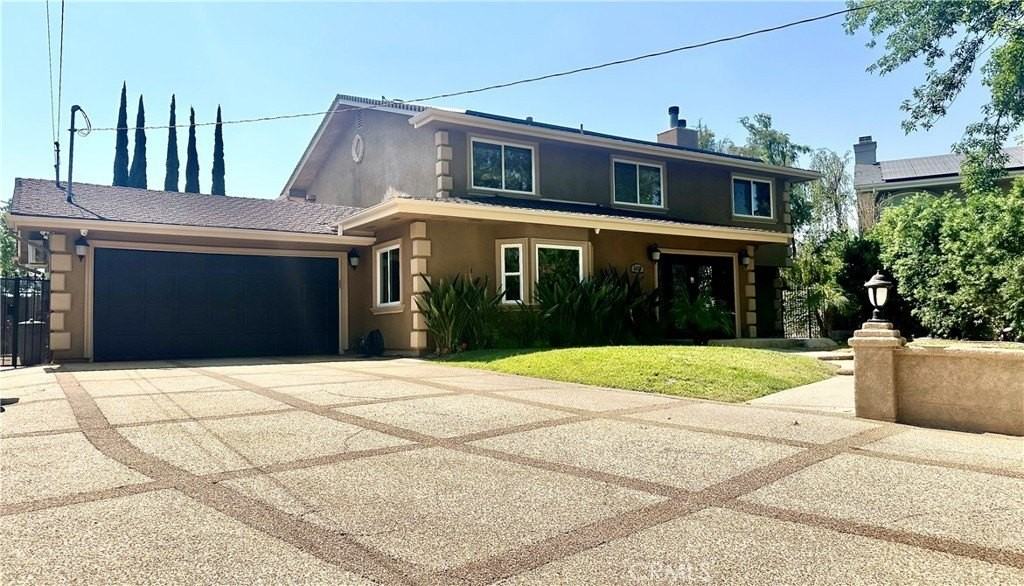 5433 Beeler Ave - Photo 2 of 50