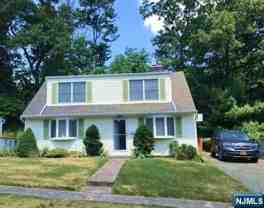 19 Kenwood Rd - Photo 1 of 1
