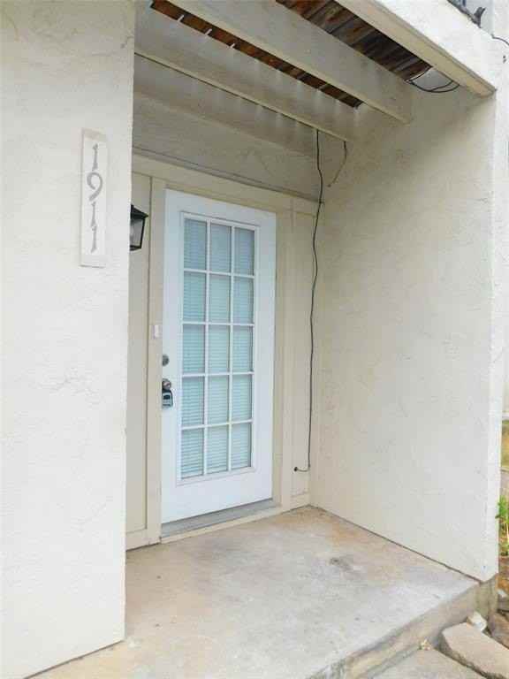 1911 Kingswood Ct - Photo 2 of 22