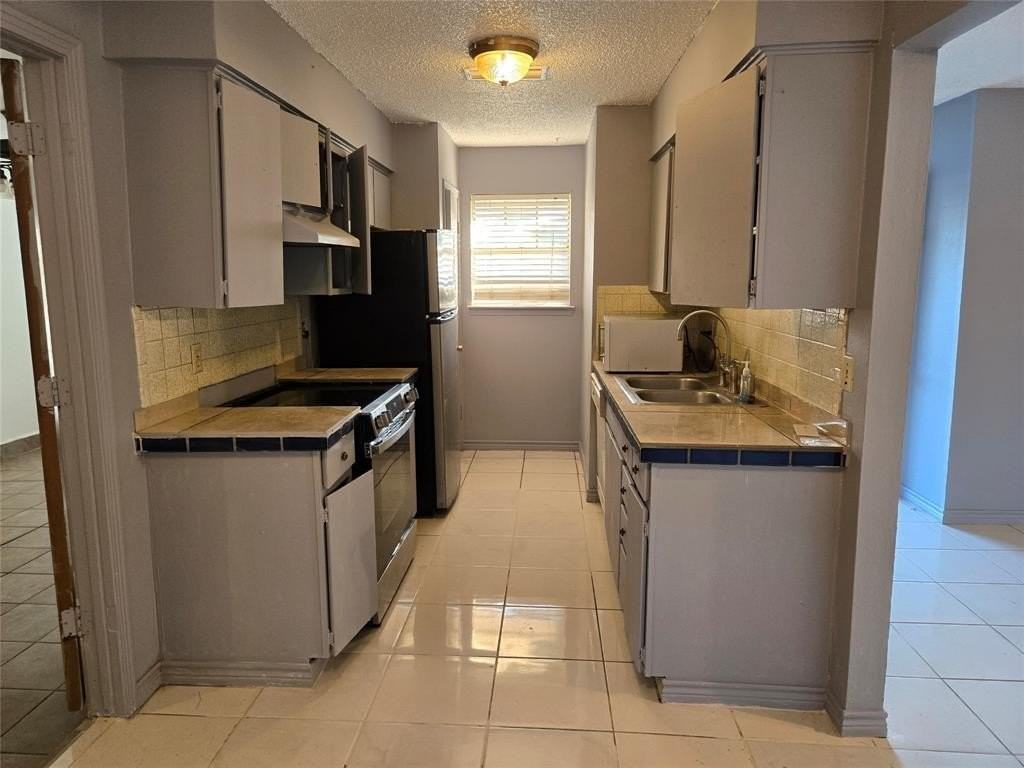 4825 Miami Dr - Photo 7 of 28