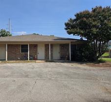 990 Shady Brook Dr #B - Photo 1 of 1