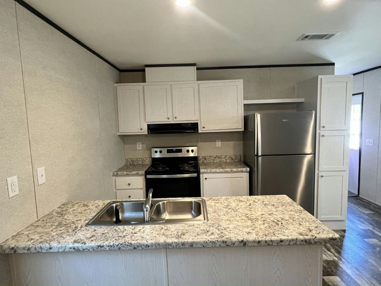 41 Tower Manor Dr #41 - Photo 5 of 20