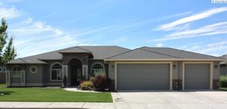 3047 Bluffs Dr - Photo 1 of 1