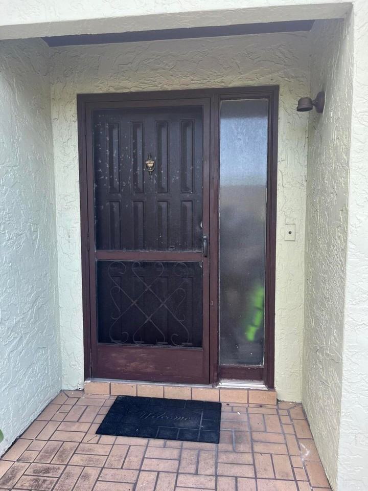 270 Beaver Dam Ct - Photo 2 of 6