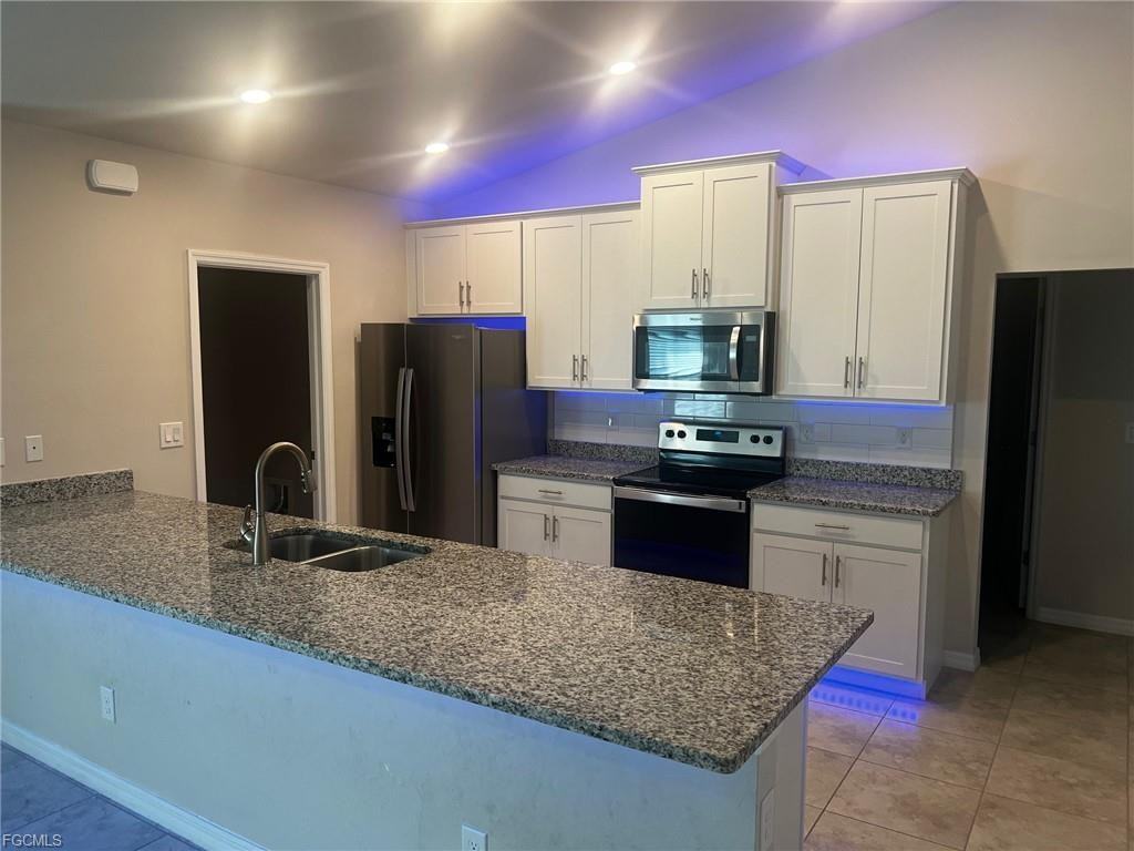 4109 Ne 22nd Ave - Photo 2 of 8