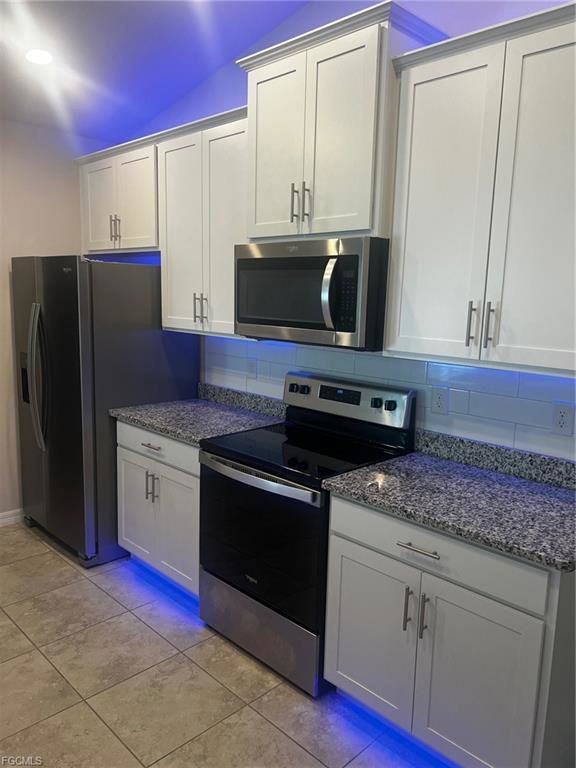4109 Ne 22nd Ave - Photo 3 of 8