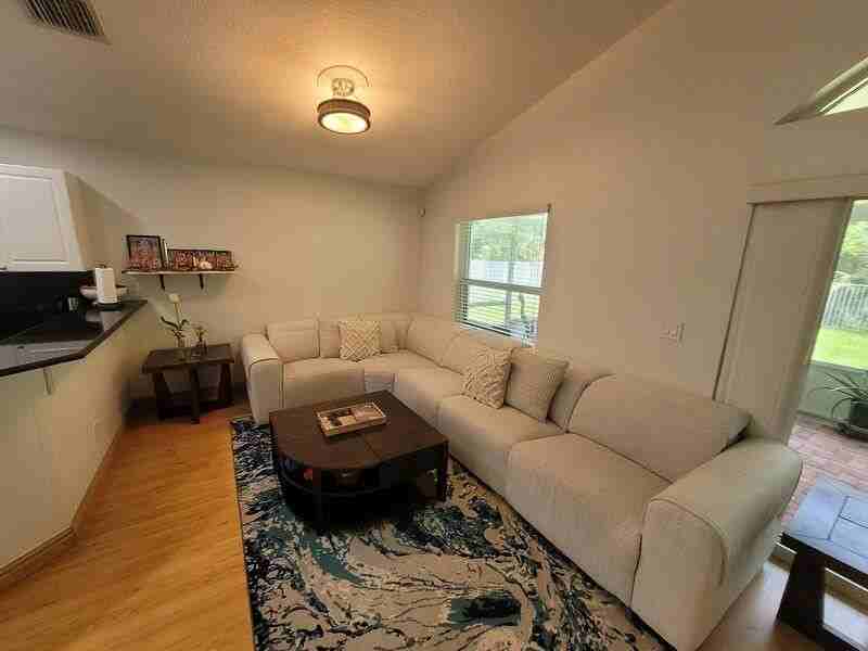 10674 Oak Bend Way - Photo 3 of 17