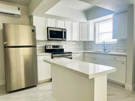 425 Sw 18th Ave - Photo 1 of 1