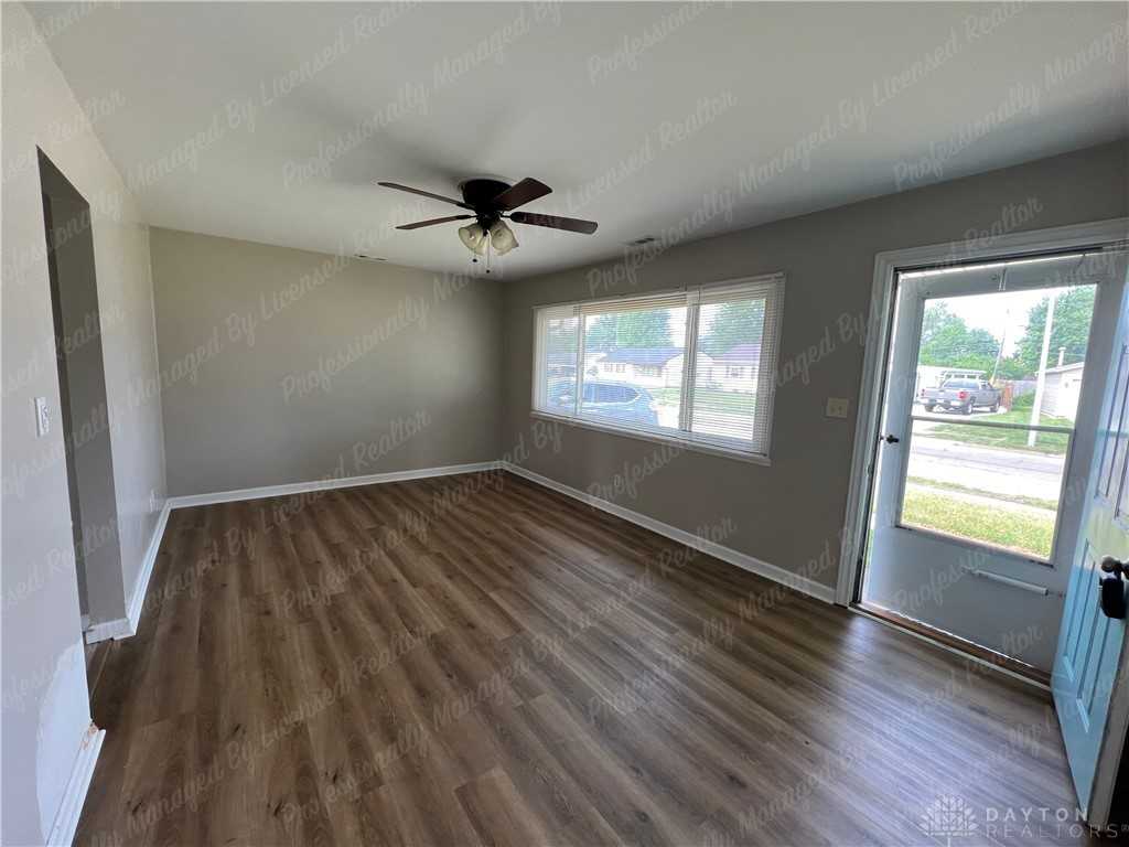 2506 Galewood St - Photo 4 of 24