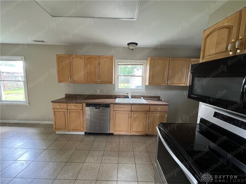 2506 Galewood St - Photo 6 of 24