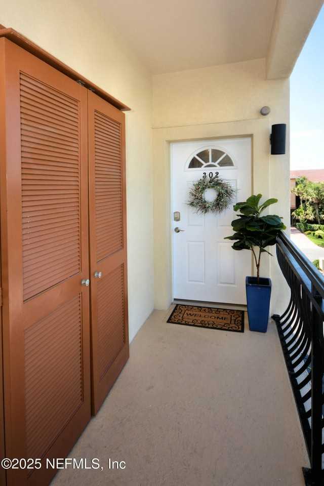 922 1st S Street #302 - Photo 2 of 28