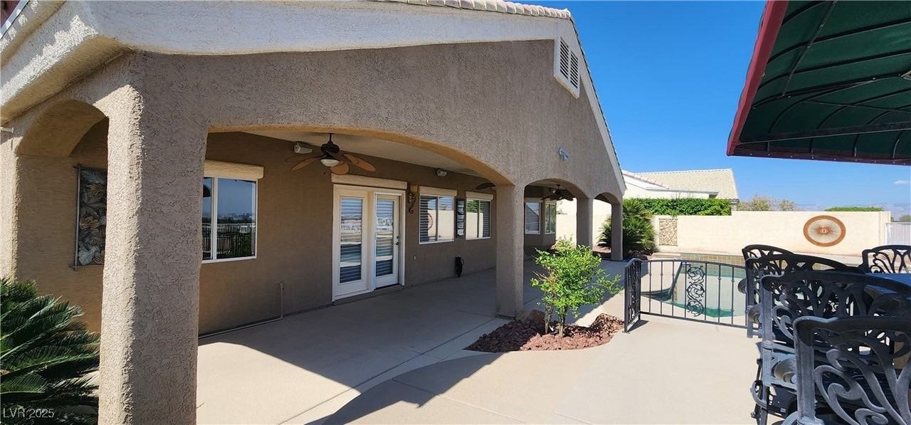 2560 Deer Season Street - Photo 3 of 20