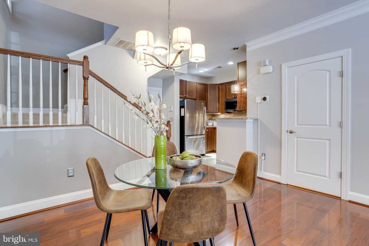 2322 Merseyside Dr - Photo 6 of 48