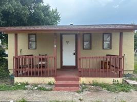 featured image of 512 N 27th St #C