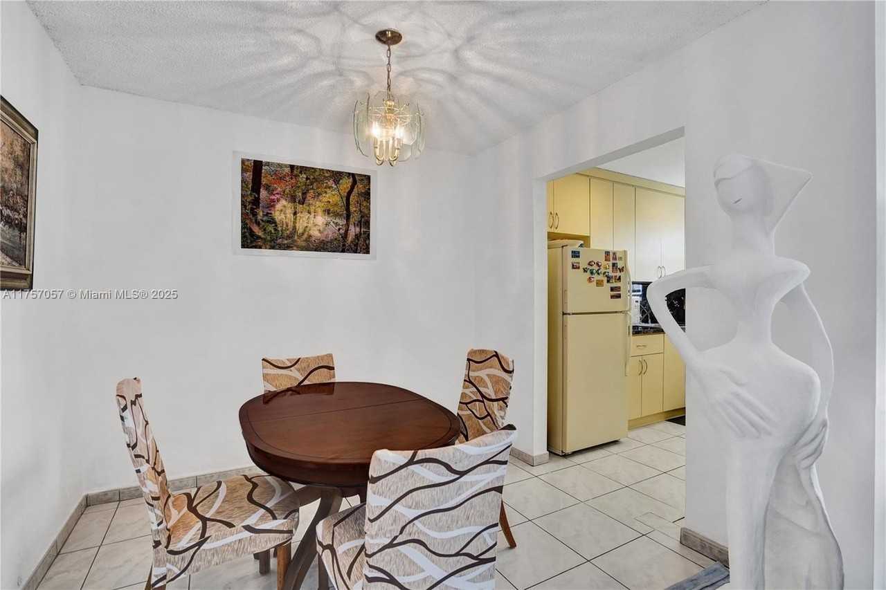 7150 Indian Creek Drive #505 - Photo 5 of 27