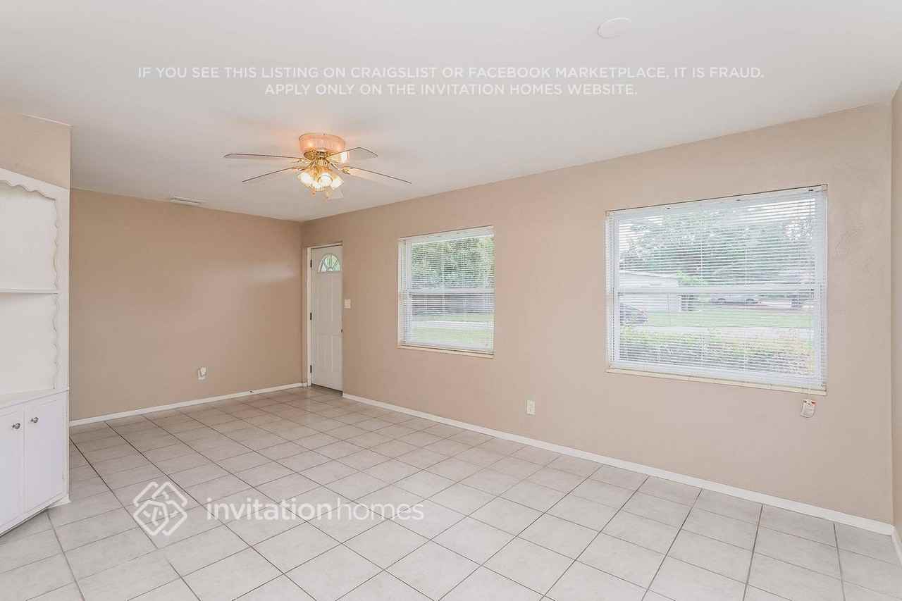 5301 15th Ave N - Photo 4 of 17
