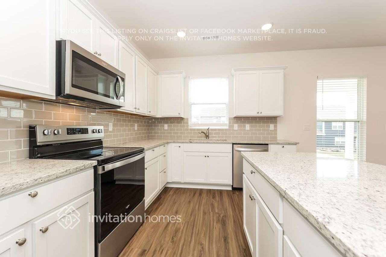 4015 Sadie St - Photo 7 of 18