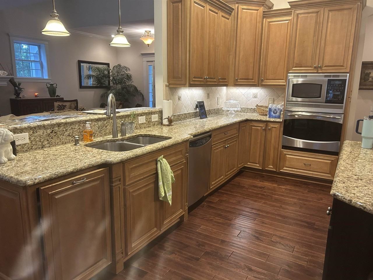 434 Ocean Forest Dr - Photo 5 of 39