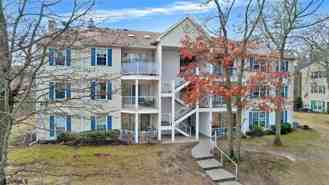 42 Iroquois Dr - Photo 1 of 1