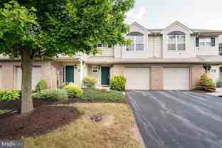 112 Hawk Ct - Photo 1 of 1
