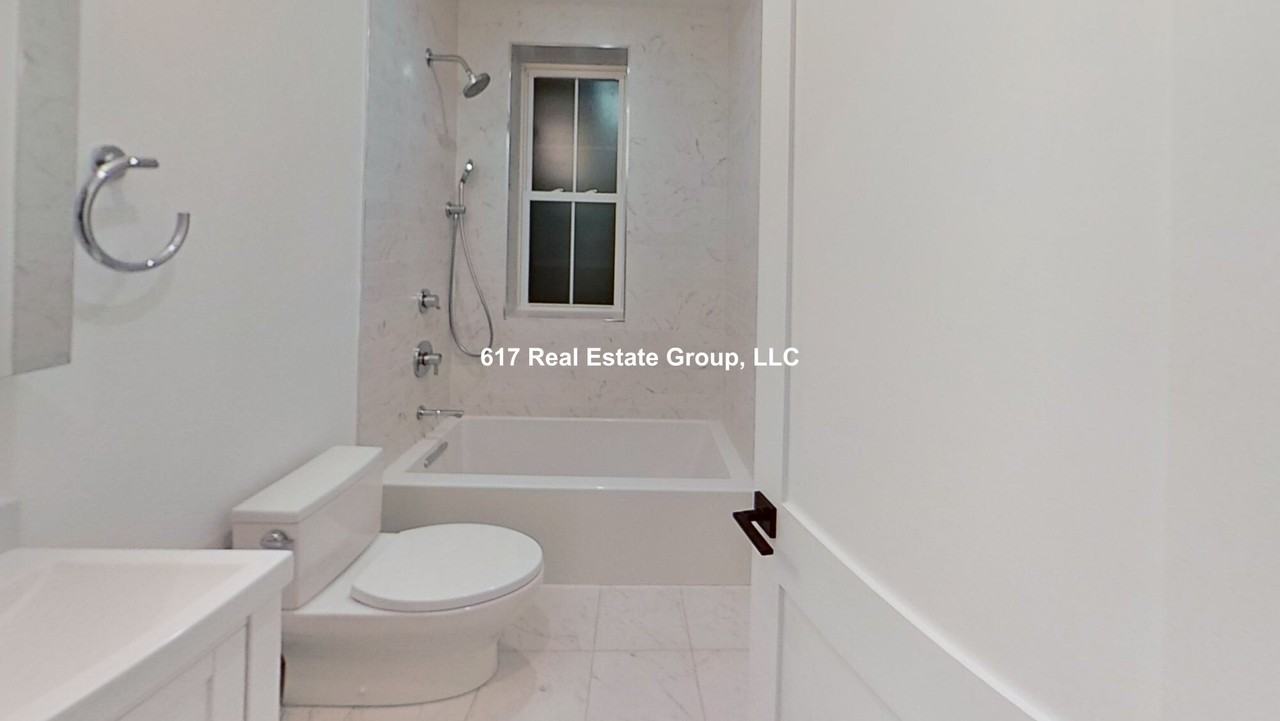 47 Englewood Ave #4 - Photo 7 of 10