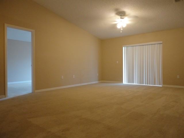 10418 Maronda Dr - Photo 3 of 16