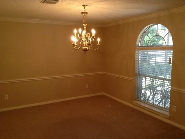 2115 Eastlands St - Photo 3 of 21