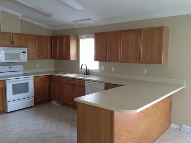 1202 Canterbury Brook Ln - Photo 3 of 10