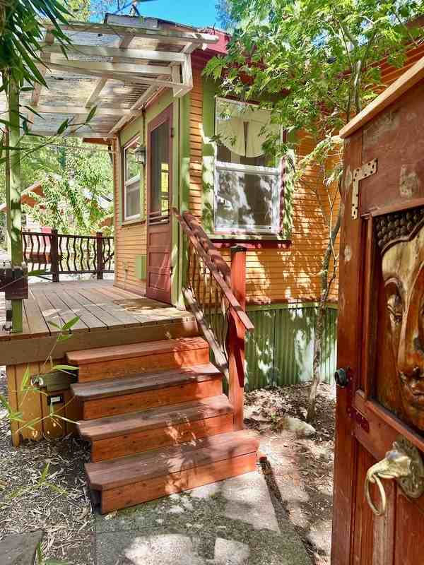 158 Hoffman St - Photo 2 of 27