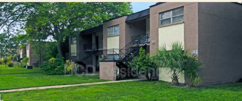 5521 Forest Haven Cir #111 - Photo 3 of 8