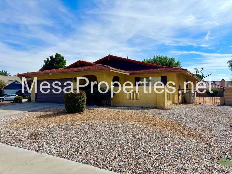 13185 Rolling Ridge Dr - Photo 2 of 27