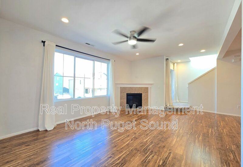 1300 92nd Ave Ne - Photo 7 of 20