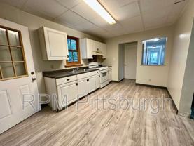 1017 Emporia St #LOWER - Photo 1 of 1