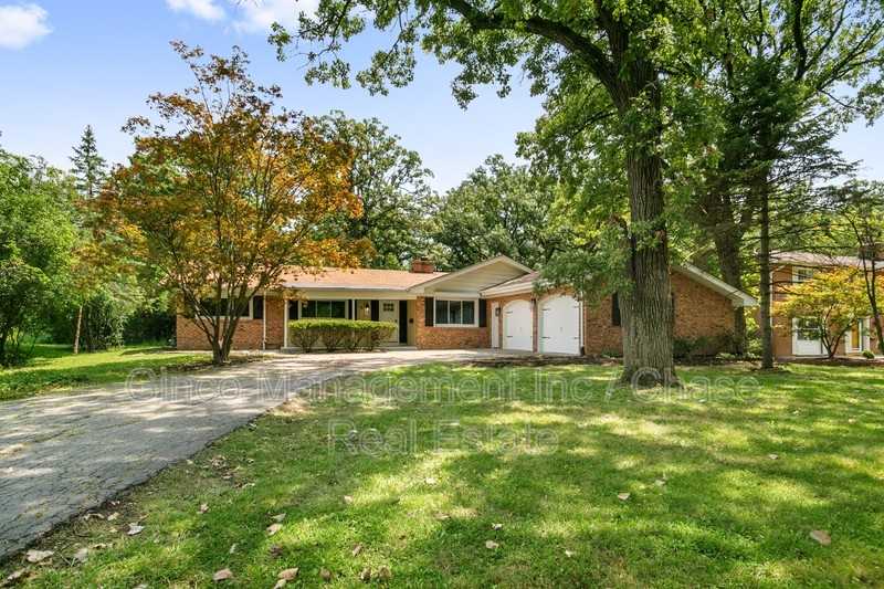 5 Danube Way - Photo 2 of 17