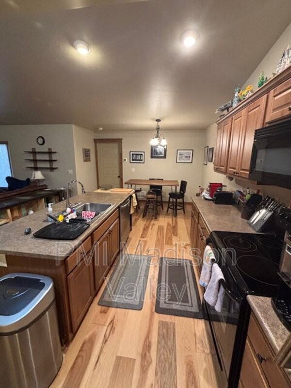 96 Sagebloom Court #C - Photo 6 of 15