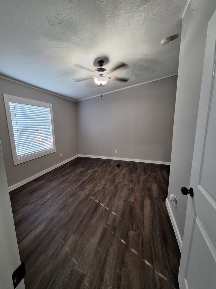 2117 W 15th Ave - Photo 4 of 15